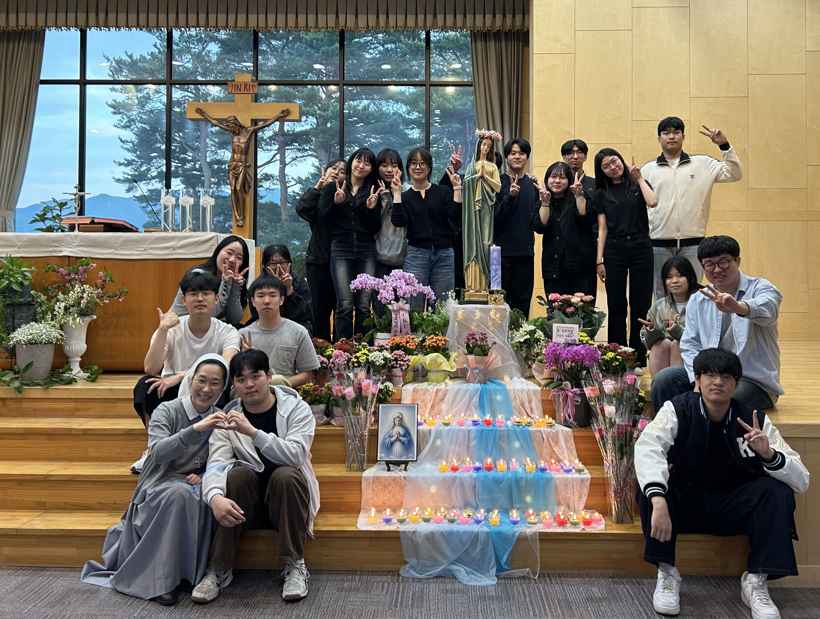 성모의 밤 학생
