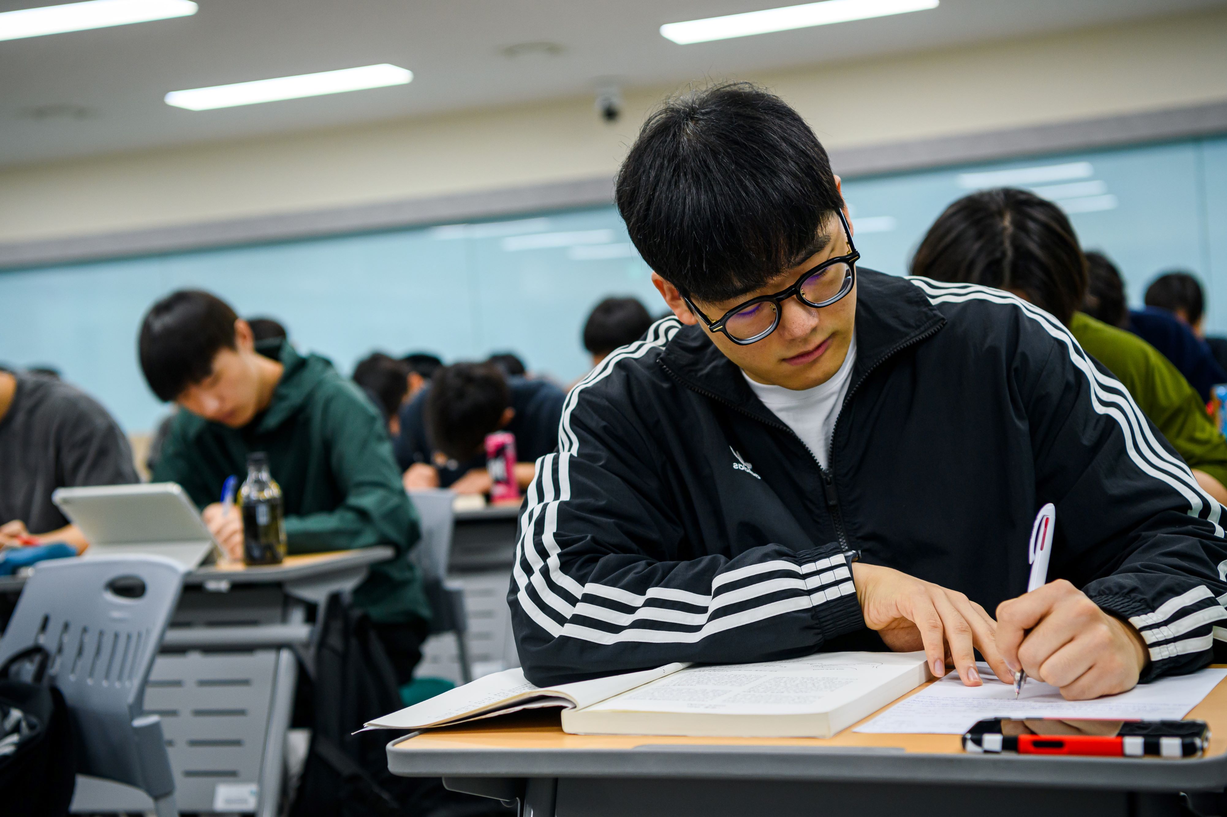가톨릭관동대학교, 함께여서 든든한 중간고사…  응원과 나눔으로 물든 캠퍼스 대표이미지