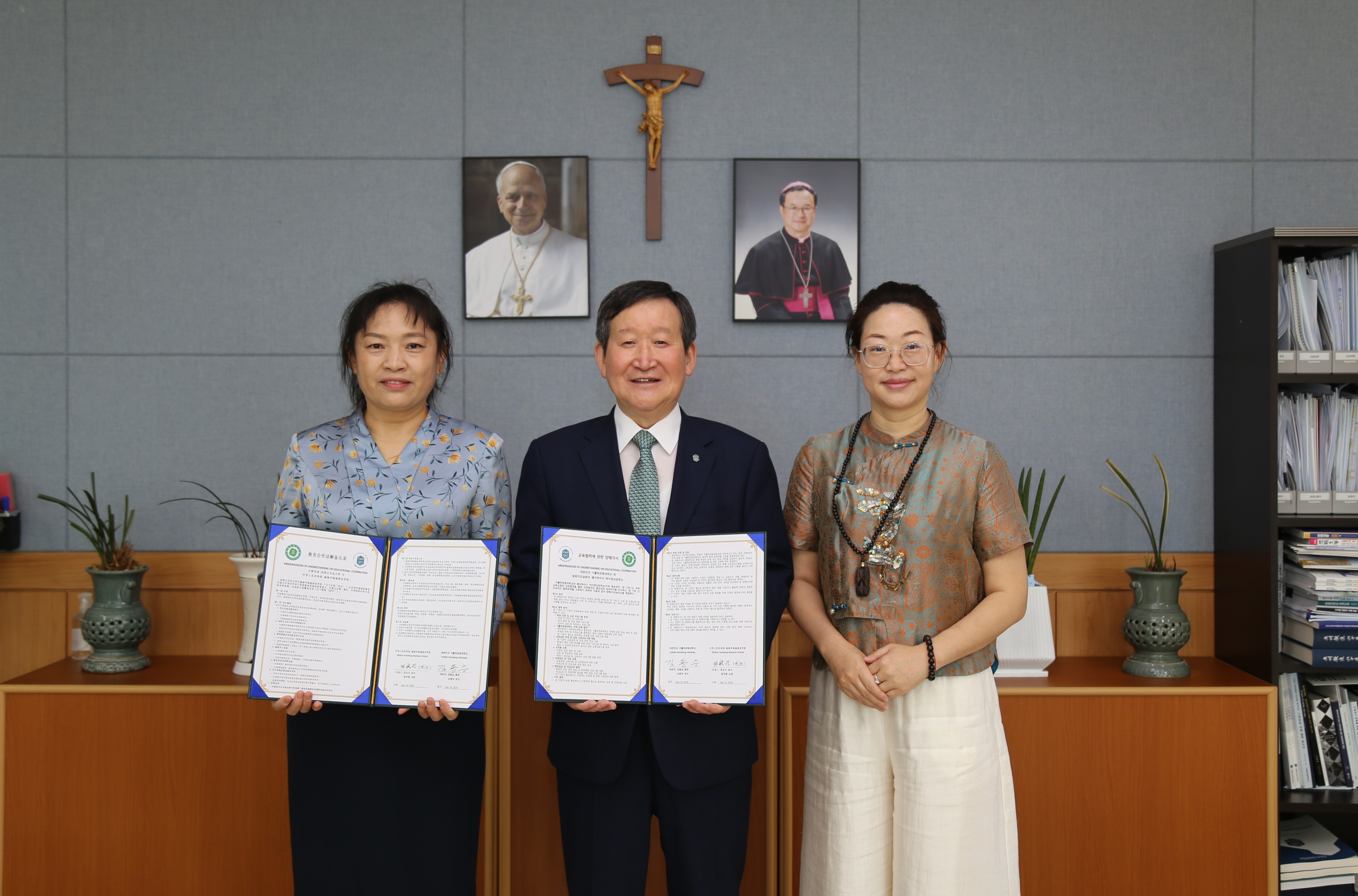 가톨릭관동대학교, 중국 웨이하이시 하이청상업학교와 국제교류 MOU 체결 ... 글로벌 인재 유치 박차 대표이미지