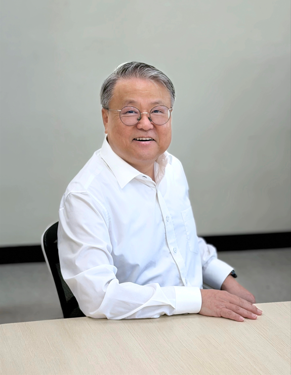 김효중, 트리니티융합대학장, 항공교통물류전공 책임교수 사진