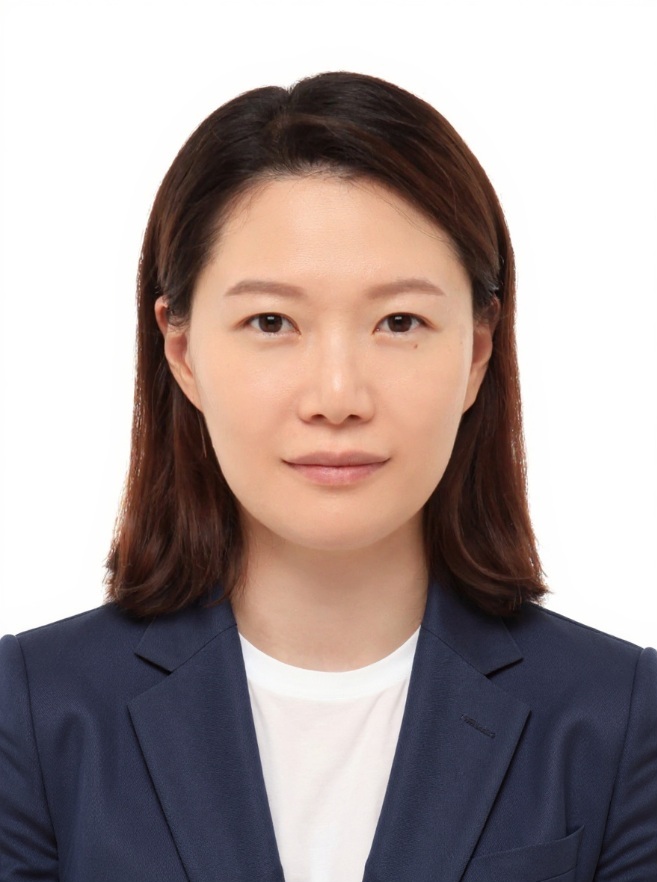홍유진 사진