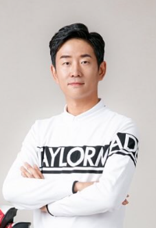 박일국 사진