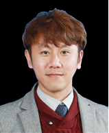 민진홍 사진