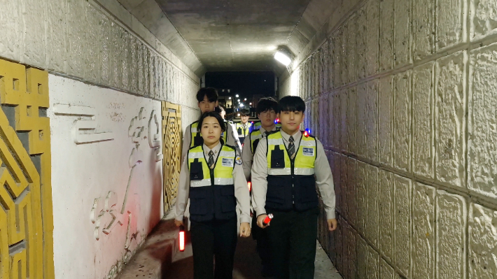 (언론보도) 학생들이 지역 치안 지킨다... 카톨릭관동대 순찰동아리 '캅스(KOPS)' 눈길 (노컷뉴스) 첨부 이미지
