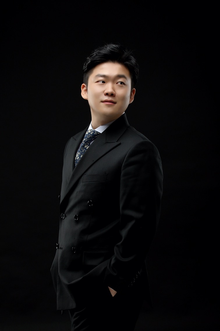 구성찬 사진